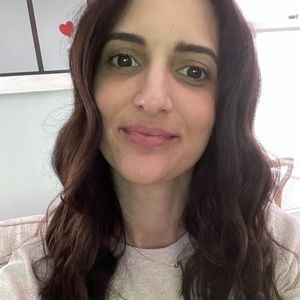 Meet your Posher, Danielle